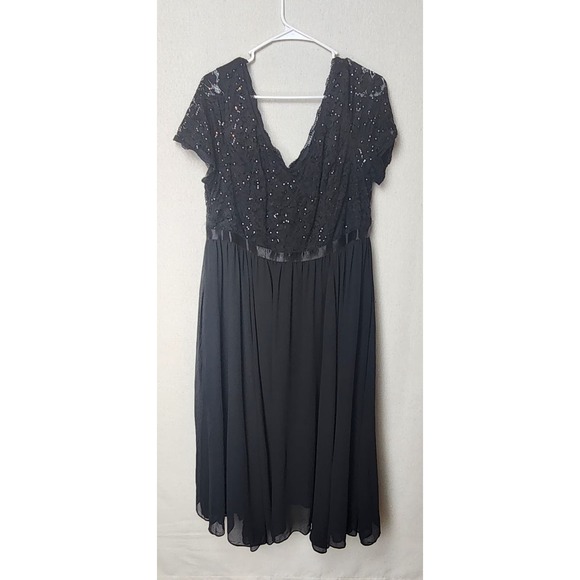 TORRID Black romantic Sequin & Lace Chiffon Midi Dress Goth - Picture 2 of 9